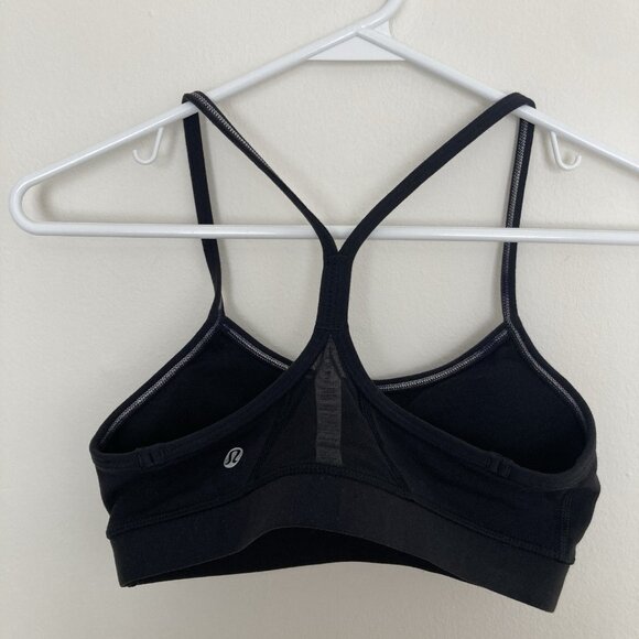 Lululemon Black Flow Y Bra Size 4 - Picture 3 of 4